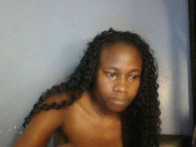 Cute-dall webcam