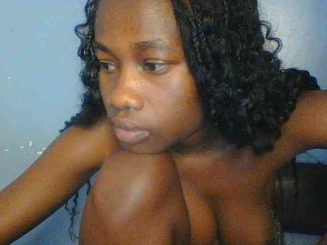 Cute-dall webcam