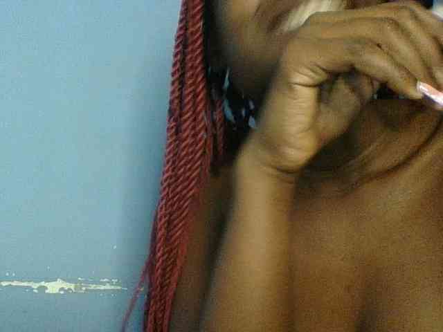 Cute-dall webcam