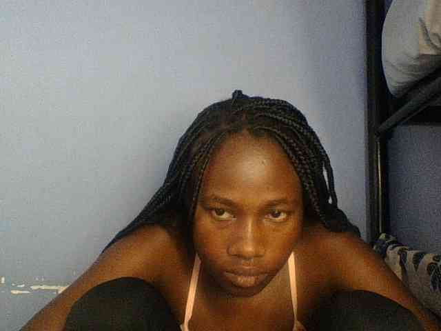 Cute-dall webcam