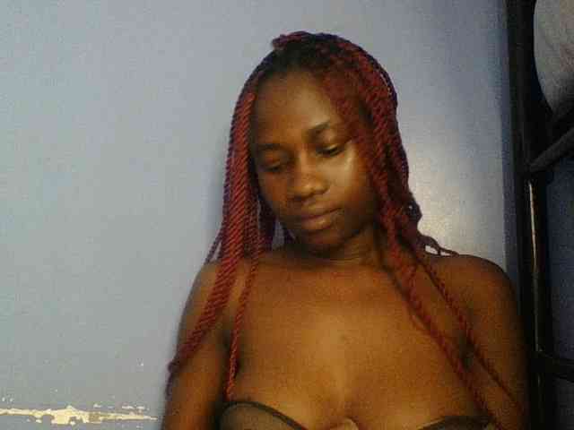 Cute-dall webcam