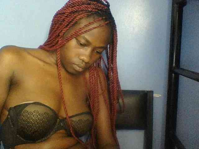 Cute-dall webcam