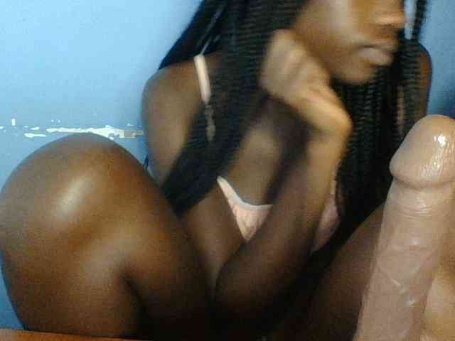 Cute-dall webcam