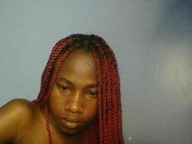 Cute-dall webcam