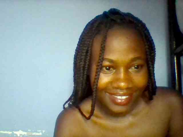 Cute-dall webcam