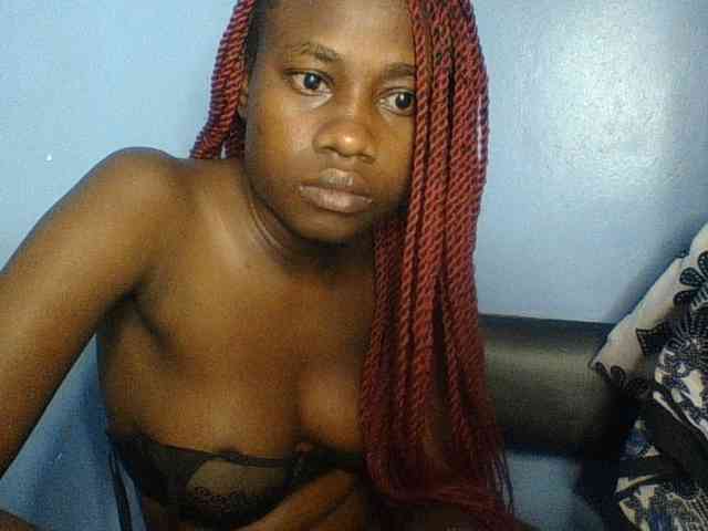 Cute-dall webcam