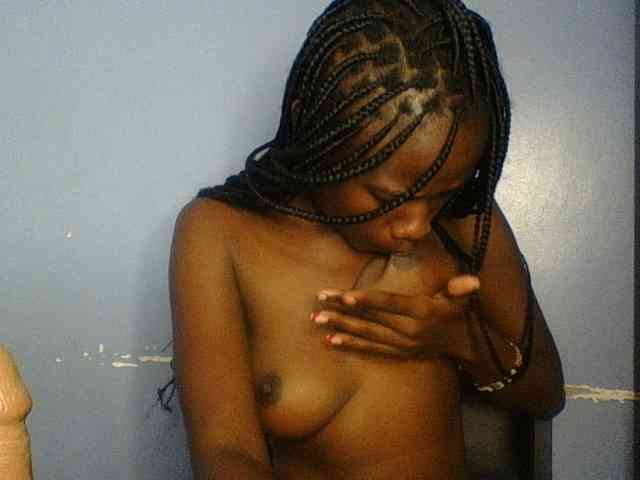 Cute-dall webcam