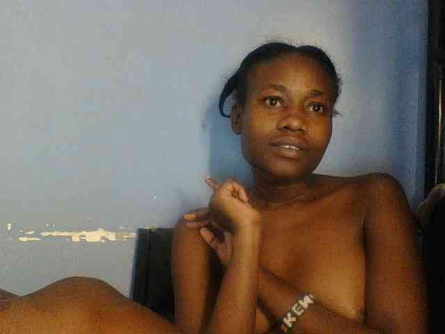 Cute-dall webcam