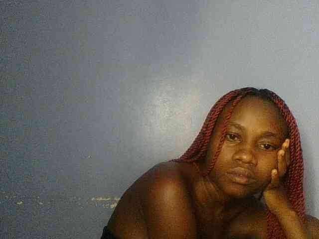 Cute-dall webcam