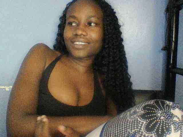 Cute-dall webcam