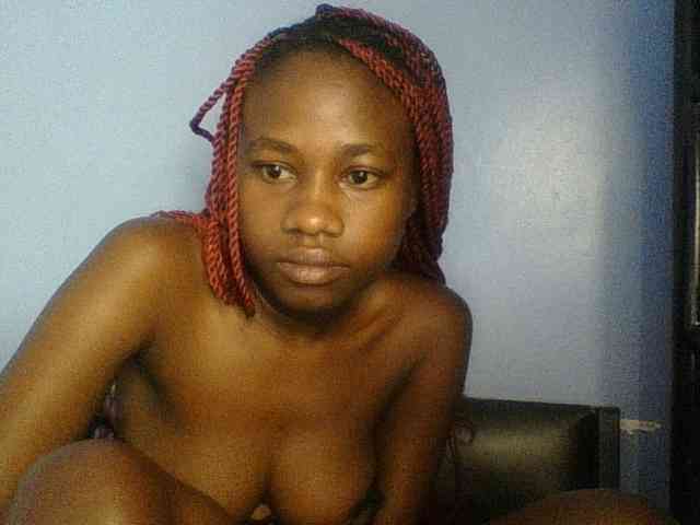 Cute-dall webcam