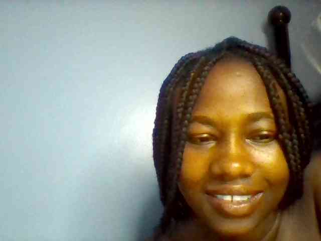 Cute-dall webcam