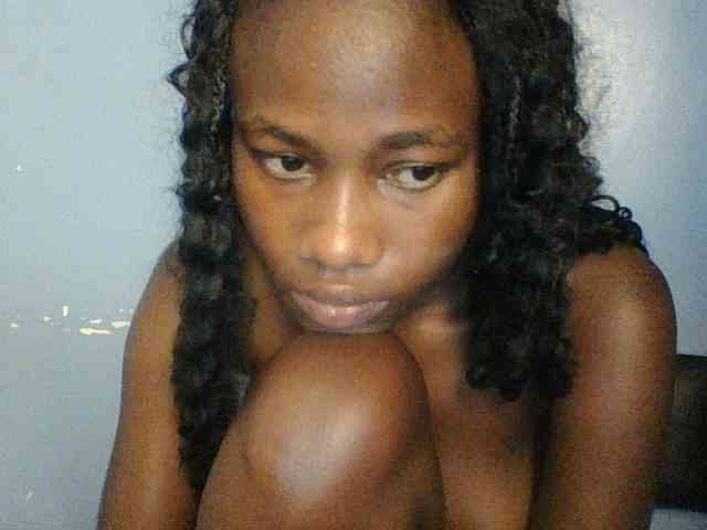 Cute-dall webcam