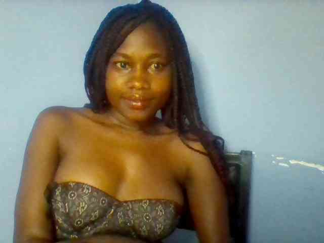 Cute-dall webcam