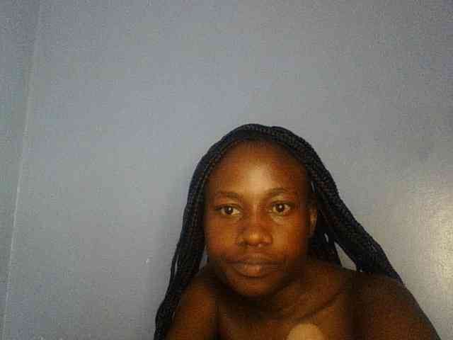 Cute-dall webcam
