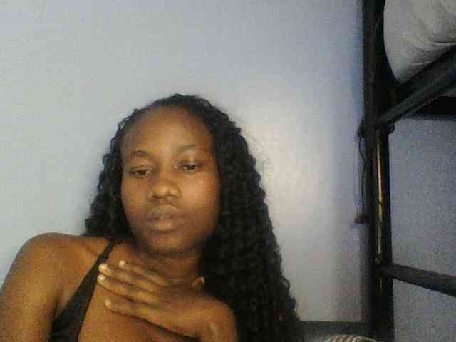 Cute-dall webcam
