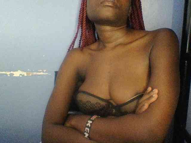 Cute-dall webcam