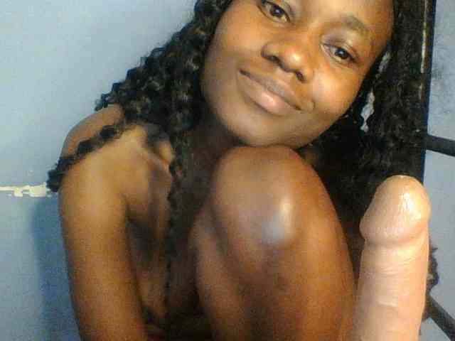 Cute-dall webcam