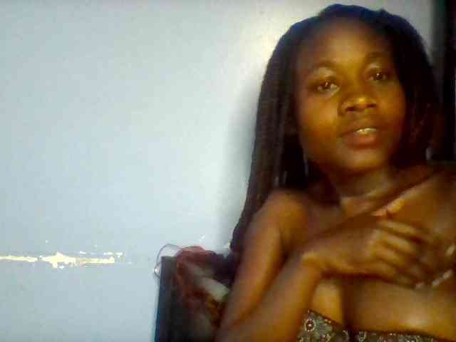 Cute-dall webcam