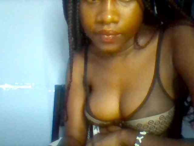 Cute-dall webcam