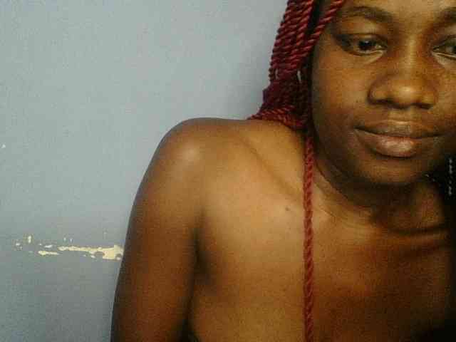 Cute-dall webcam