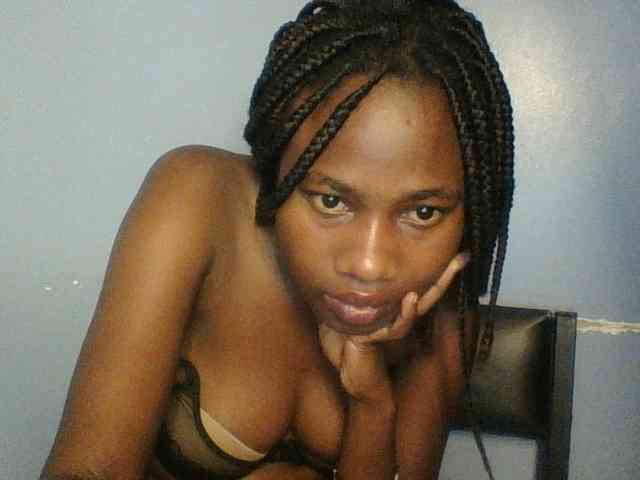 Cute-dall webcam