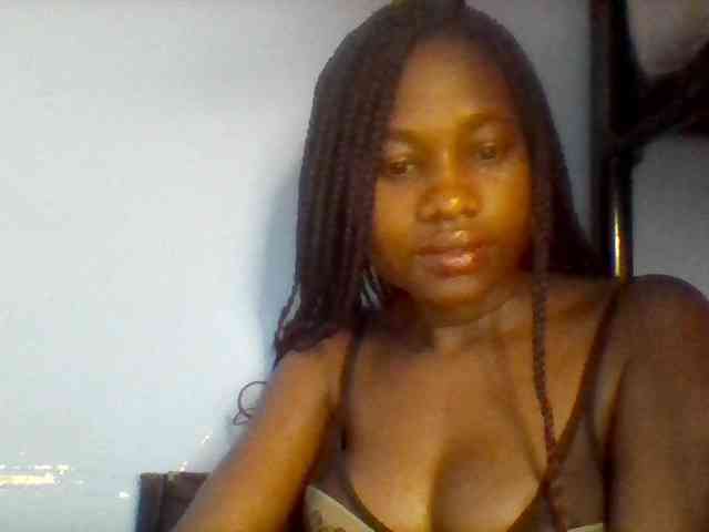 Cute-dall webcam