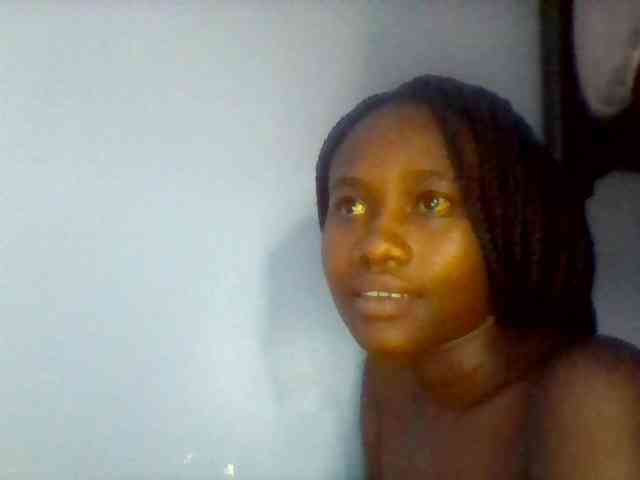 Cute-dall webcam
