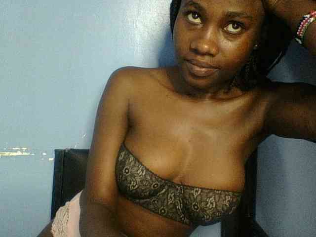 Cute-dall webcam
