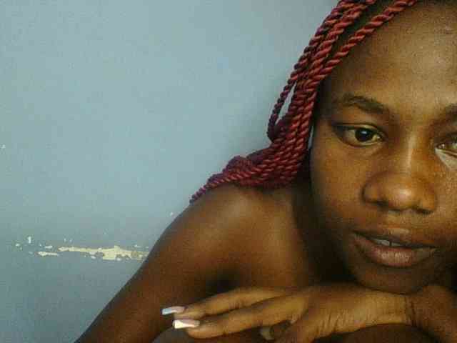 Cute-dall webcam