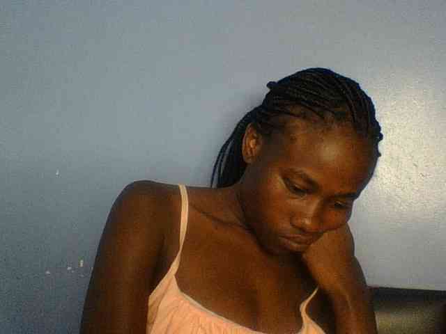 Cute-dall webcam