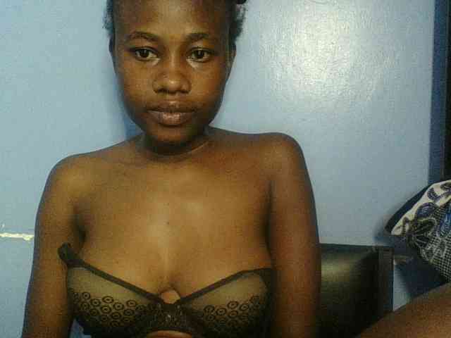 Cute-dall webcam