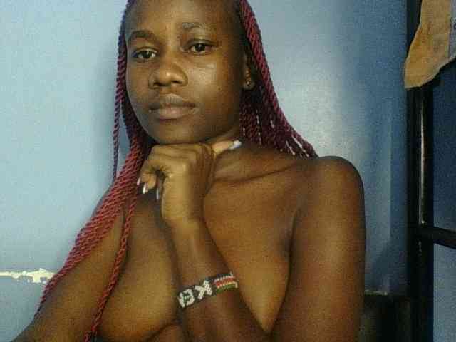 Cute-dall webcam