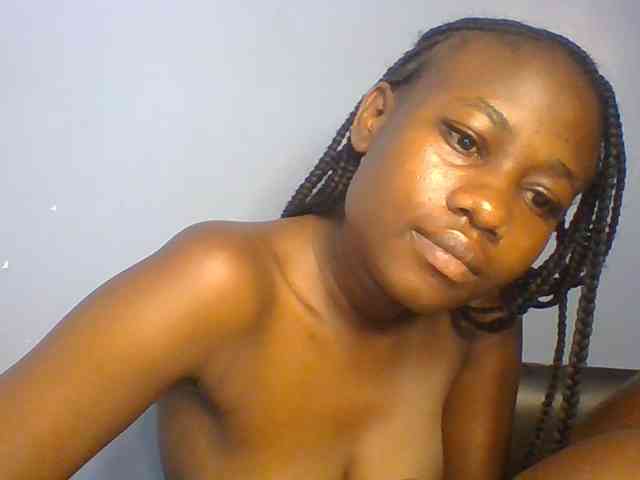 Cute-dall webcam