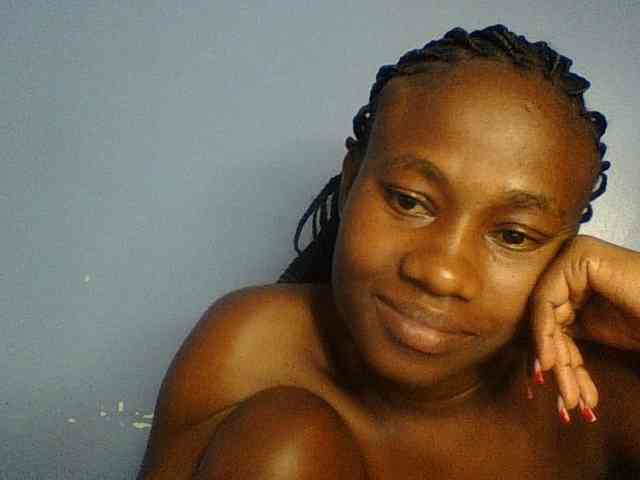 Cute-dall webcam