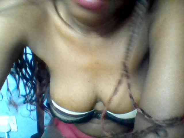 Cute-dall webcam