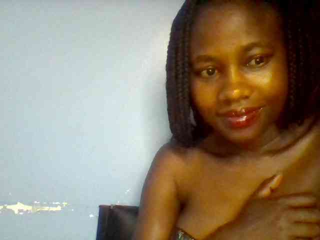 Cute-dall webcam