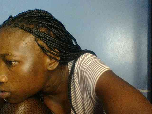 Cute-dall webcam