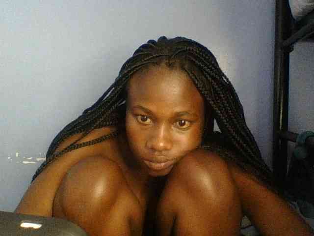 Cute-dall webcam