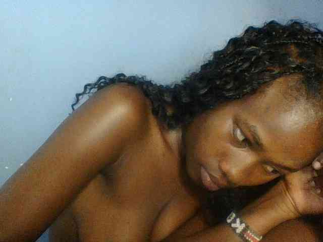 Cute-dall webcam