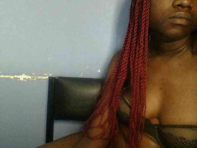 Cute-dall webcam