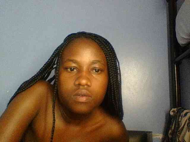 Cute-dall webcam