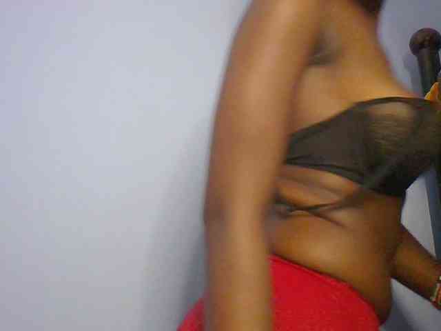 Cute-dall webcam