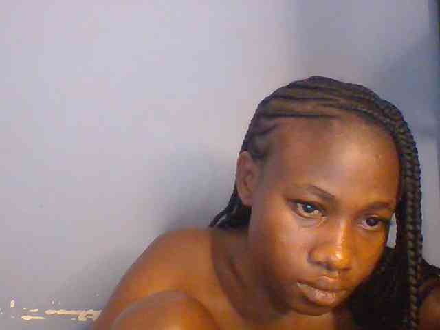 Cute-dall webcam
