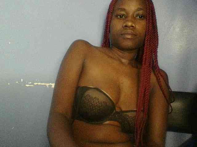 Cute-dall webcam