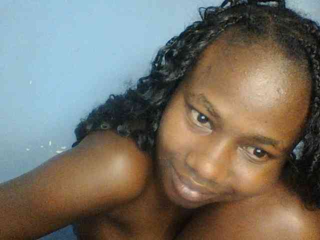 Cute-dall webcam