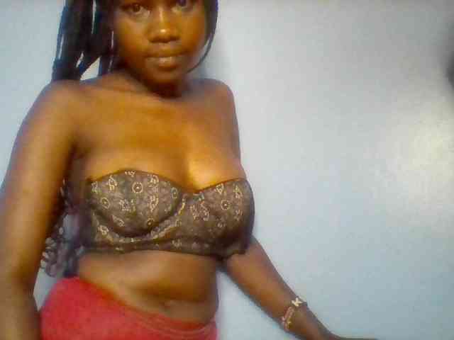 Cute-dall webcam