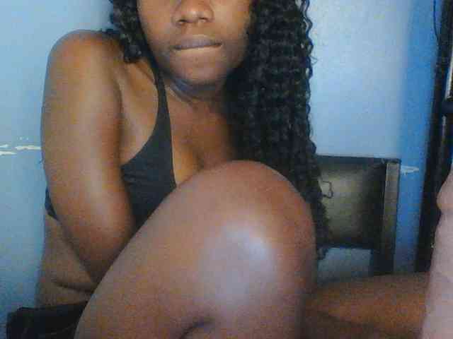 Cute-dall webcam
