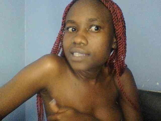 Cute-dall webcam