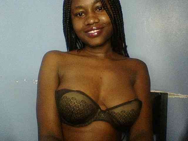 Cute-dall webcam